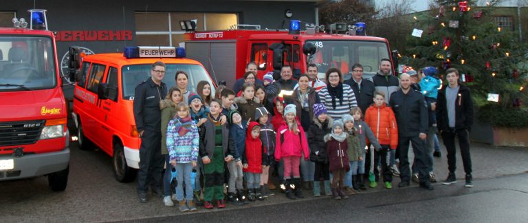 Read more about the article Großer Andrang bei der Weihnachtsbäckerei für Kinder in Holzfeld