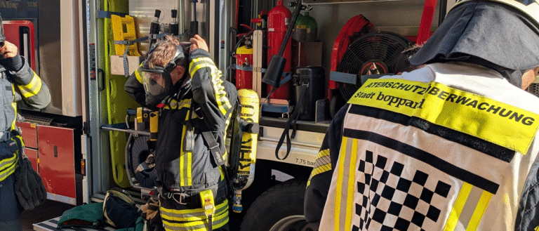 Mehr über den Artikel erfahren Gebäudebrand in Boppard (Alarmstufe B3)